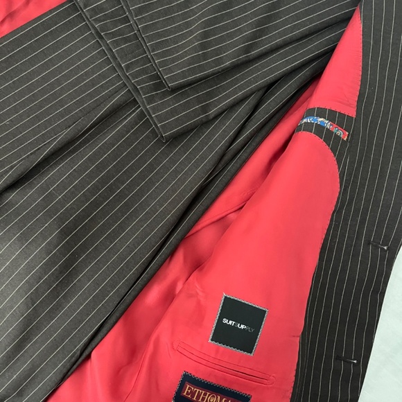 Like New Suitsupply 40R Suit S130 E.Thomas - Picture 3 of 4